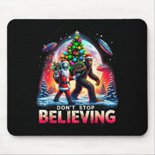 Glaube lustiger Außerirdischer und Weihnachtsmann  Mousepad