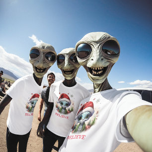 Glaube Weihnachts-Alien T-Shirt
