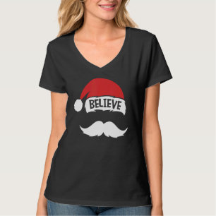 Glaube Zitat Auf Santa Hut Schnurrbart Familientre T-Shirt
