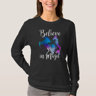 Glauben Sie an die Vintage Fantasie der Magischen T-Shirt