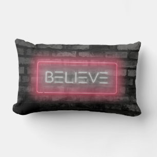 Glauben Sie Pink Neon Signieren Lumbar Pillow Lendenkissen