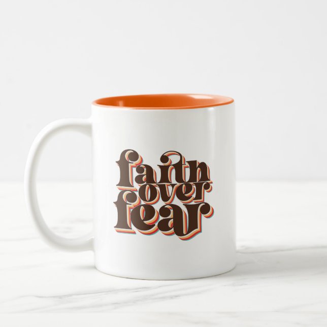 Glauben über Angst Moderne Retro Christliche Inspi Zweifarbige Tasse (Links)