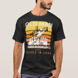 Glaubensstreit: Der mürrische alte Mann rollt mit T-Shirt