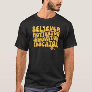 Gläubiger Motivator Innovator Erzieher Retro Lehre T-Shirt