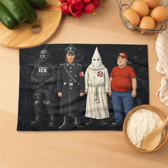 Gleiches Anderes Kostüm Geschirrtuch (Von Creator hochgeladen)