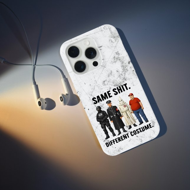Gleiches Anderes Kostüm iPhone Hülle (Von Creator hochgeladen)