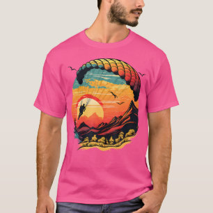 Gleitschirmfliegen über Berge Sonnenuntergang Fall T-Shirt