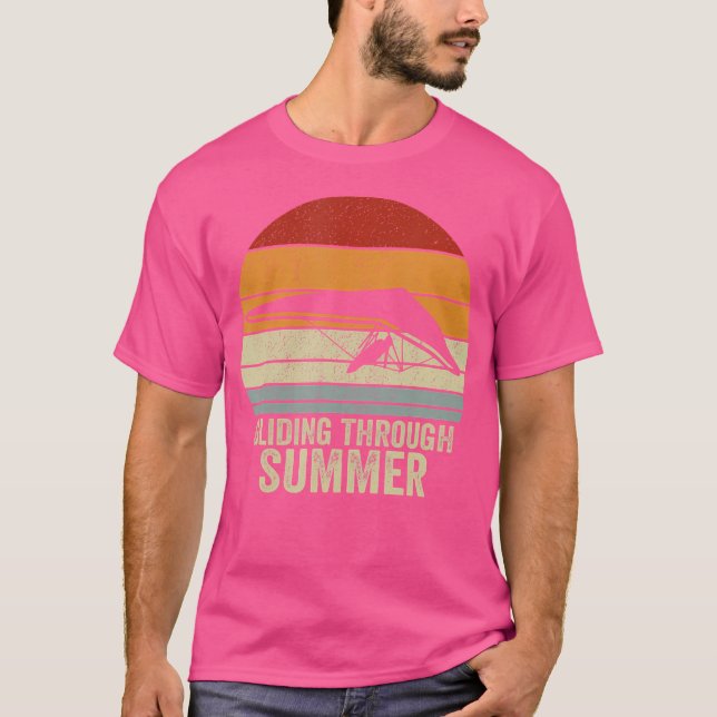 Gliding Through Summer Hang Glider T-Shirt (Vorderseite)