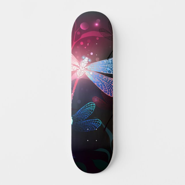 Glimmerne Rote Libelle Skateboard (Vorderseite)