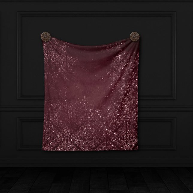 Glimmery Wine Grunge | Sangria Bordeaux Damask Fleecedecke (Von Creator hochgeladen)