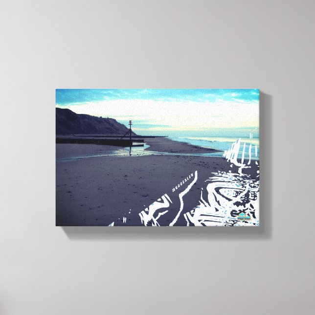 Glitch Beach in Mundesley, Vereinigtes Königreich, Leinwanddruck (Vorderseite)