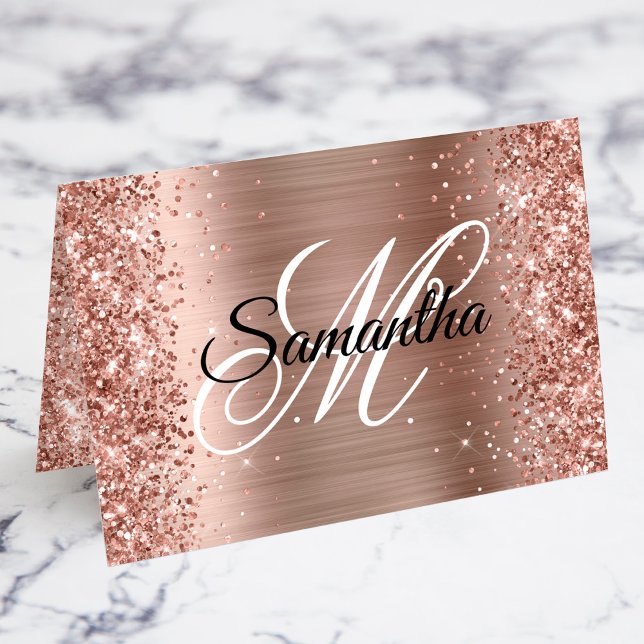Glitterie Rose Gold Extravagante Monogram-Platzkar Tischnummer (Fold your own individual place cards with a girly glam personalized fancy monogram.)