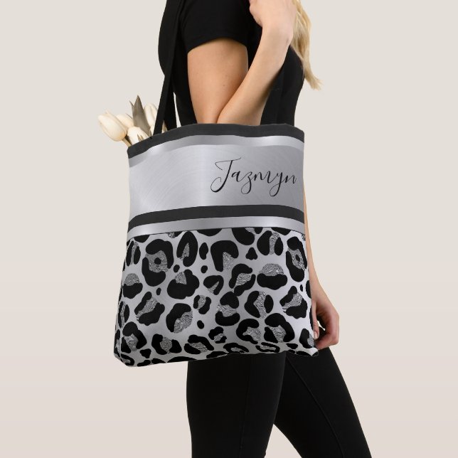 Glittery Silver Leopard Safari Print Personalisier (Von Nahem)