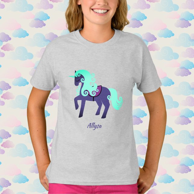 Glittery Unicorn mit Rainbow Pastel Background T-Shirt (Von Creator hochgeladen)