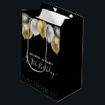 Glitzer Balloons 90th Birthday Party Mittleres Ges Mittlere Geschenktüte<br><div class="desc">Elegante Imitate Silber und Gold Glitzer Ballons an der oberen Grenze. Alle Texte sind individuell einstellbar und lassen sich für Ihr eigenes Party leicht ändern. Das elegante Design der Geburtstagsgeschenke: Jedes Jahr können die Glitzer-Ballons gewechselt werden,  extravagante,  schicke,  elegante Imitate Glitzer personalisiert 70. Geburtstagsgeschenktasche Gold und Schwarz.</div>