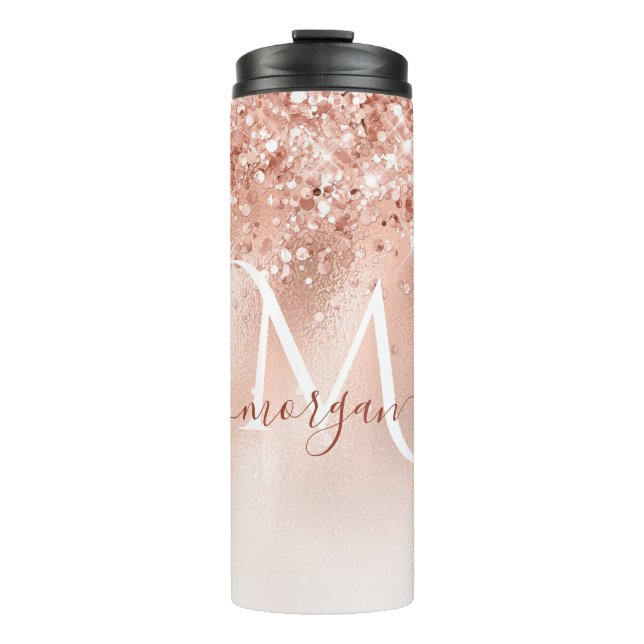 Glitzer Peach Rose Gold Monogramm Thermosbecher (Vorderseite)
