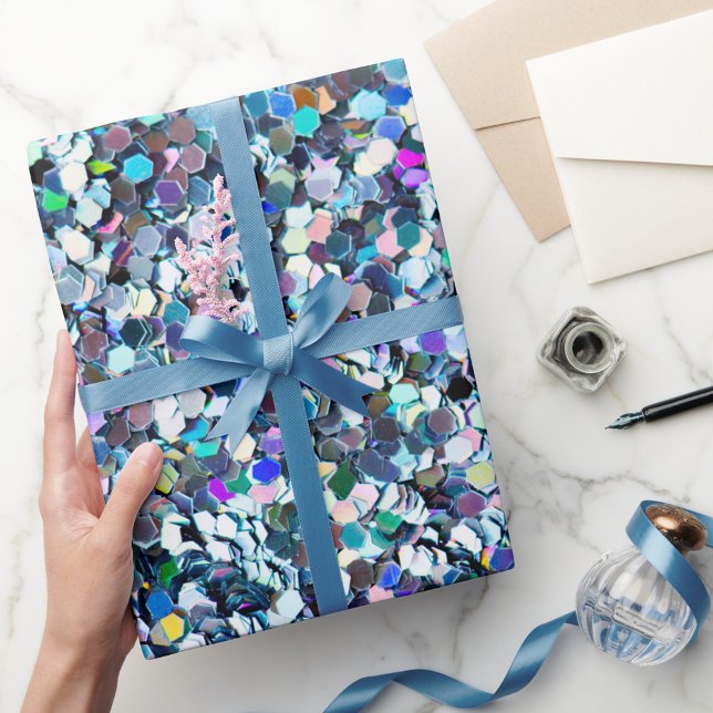 Glitzer Style Geschenkpapier (A vibrant roll of wrapping paper covered in colorful shimmering confetti patterns. )