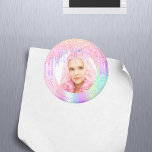 Glitzer Tropfen zum Geburtstag Foto Rosa Magnet<br><div class="desc">Für eine süße 16, 16. (oder jedes Alter) Geburtstagsfeier. Ein angesagter holografischer Hintergrund mit Einhorn- und Regenbogenfarben in Rosa, lila, Rose Gold, Minzgrün. Dekoriert mit Imitaten Glitzer Tropfen, Farbe Tropfausdruck aussehen. Personalisieren und fügen Sie ein Foto und Alter 16/Text. Lila Buchstaben. Kann als Gastgeschenk oder als Save the Date Erinnerung...</div>