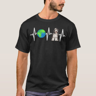 Globe Planet Erde Bearded Collie Heartbeat Dog Lo T-Shirt
