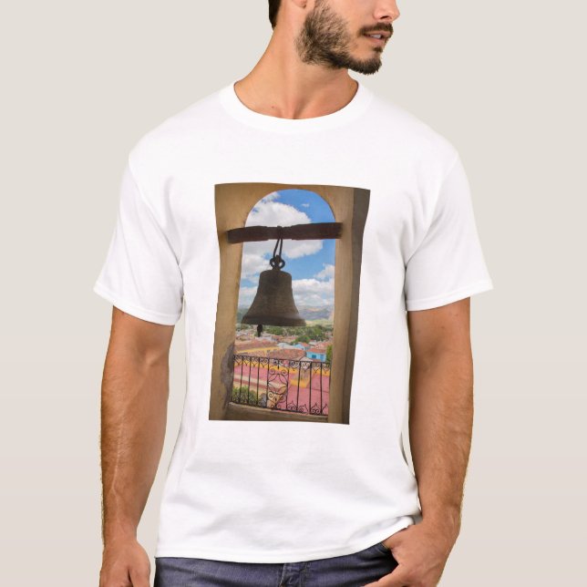 Glocke in einem Kirchturm, Kuba T-Shirt (Vorderseite)