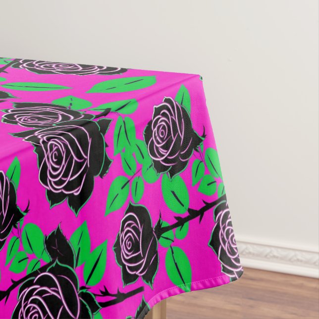 Glossy Black Roses On A Hot Pink Background Tischdecke (Beispiel)