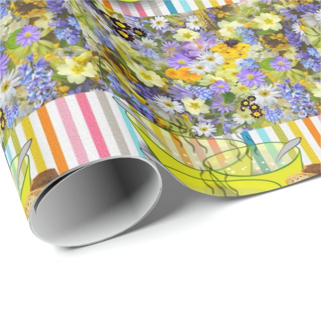 Glossy Wrapping Paper Soup Floral Strip Geschenkpapier (Rolleneckpunkt)