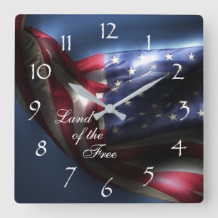 Glowing American Flag/Land of the Free Quadratische Wanduhr