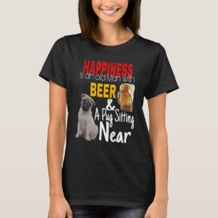 Glück der Männer ist Bier & Pug in der Nähe sitzen T-Shirt