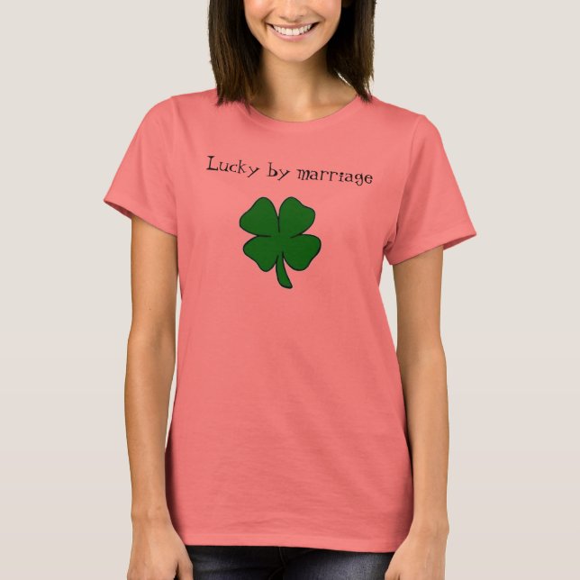 Glück durch die Ehe T-Shirt (Vorderseite)