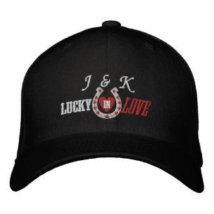 Glück in der Liebe Horseshoe Hearts Bestickte Kappe