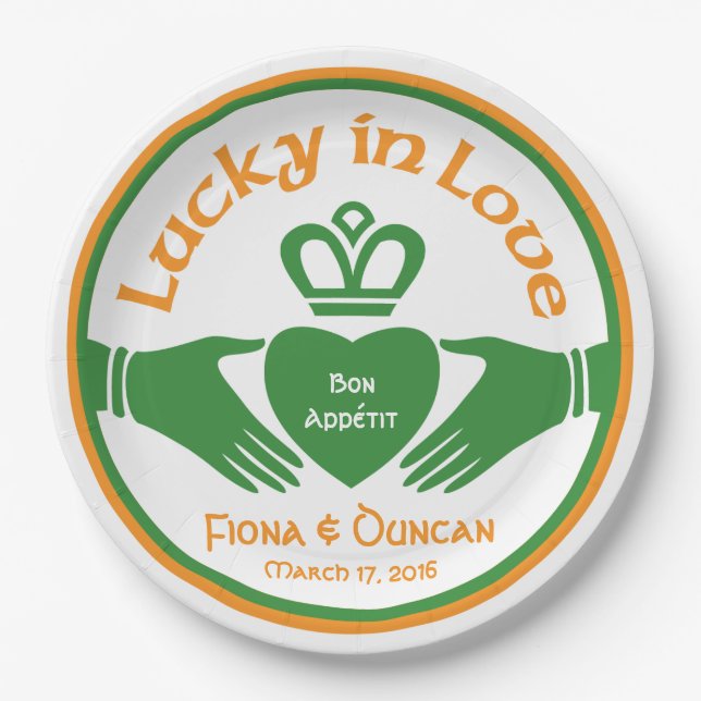 Glück in der Liebe Irish Claddagh Wedding Pappteller (Vorderseite)