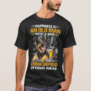 Glück ist ein alter Mann mit einem Bier und einem T-Shirt