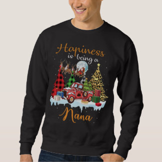 Glück ist Nana Funny Red Truck Tree Chris Sweatshirt