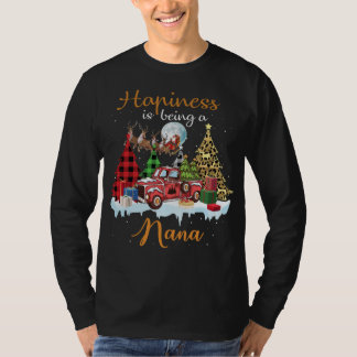 Glück ist Nana Funny Red Truck Tree Chris T-Shirt
