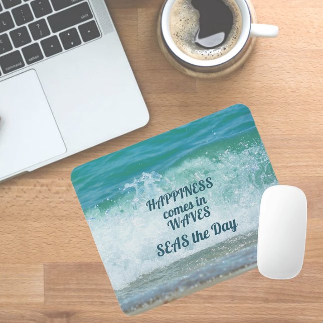 Glück kommt in WAVES SEAS the Day Mousepad (Von Creator hochgeladen)