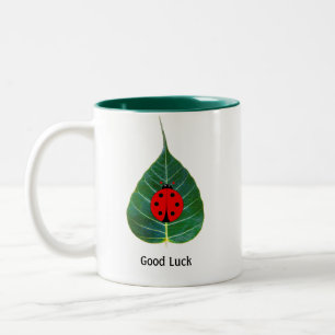 Glück Marienkäfer auf Blatt Zweifarbige Tasse