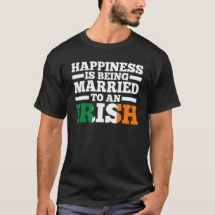 Glück wird einem irischen Irland verheiratet T-Shirt