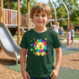 Glücklich lächelnd Löwe mit Schmetterlingen. T-Shirt