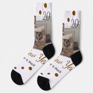 Glücklich neues Jahr Single Vater fügen Fotoname b Socken
