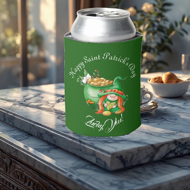Glücklich wirst du Saint Patrick's Day Pot of Gold Dosenkühler (Lucky You Gnome Saint Patrick's Day Pot Of Gold Can Cooler)