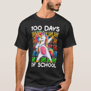 Glückliche 100 Tage Schulmädchen, die Einhorn spie T-Shirt