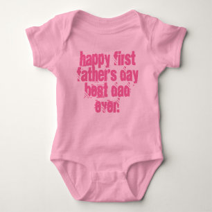 Glückliche erste der Vatertags-beste Baby Strampler