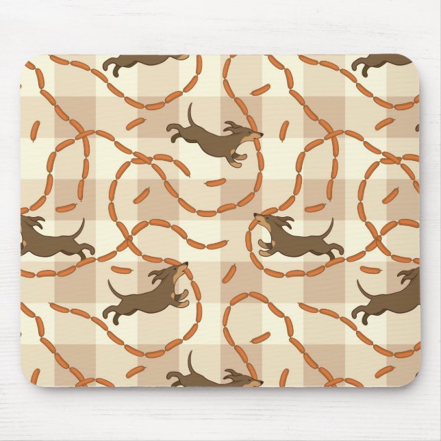 glückliche Hunde mit Wursthintergrund Mousepad (Vorne)