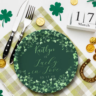 Glückliche Liebe St. Patrick's Day Brautparty Pappteller