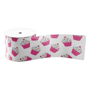 Glückliche rosa Herz-kleine Kuchen - süßes Ripsband