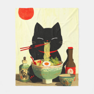 Glückliche schwarze Katze, die Ramen isst Japani Fleecedecke