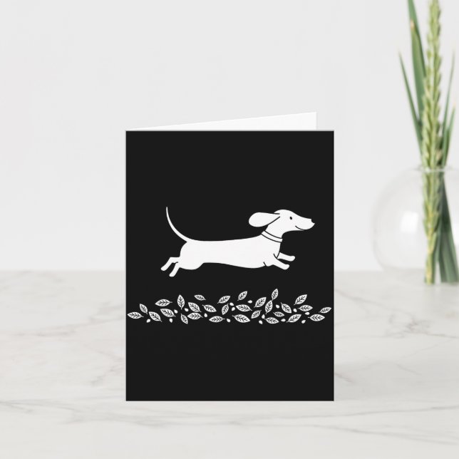 Glücklicher Dachshund mit Herbstlaub für Tierliebh Karte (Vorderseite)