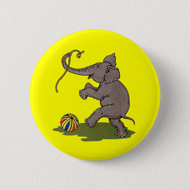 glücklicher Elefant, der mit Seil und Ball spielt Button (Vorderseite)