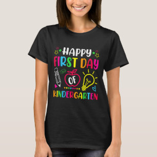 Glücklicher erster Tag im Kindergarten Lehrer Kind T-Shirt