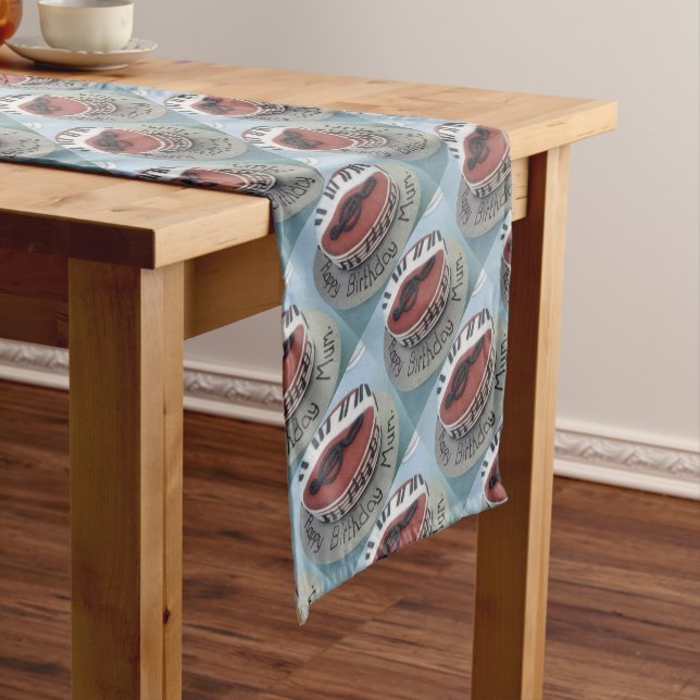 Glücklicher Geburtstagskuchen Kurzer Tischläufer (Beispiel)